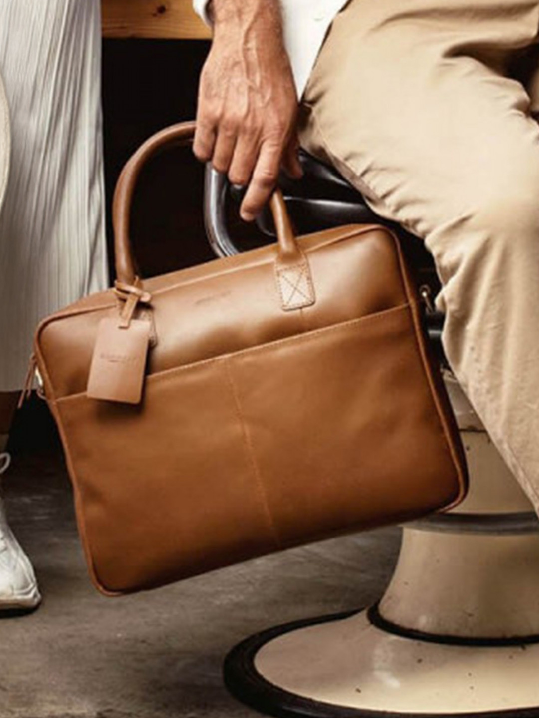 Pánská kožená taška na notebook Burkely Max – koňak